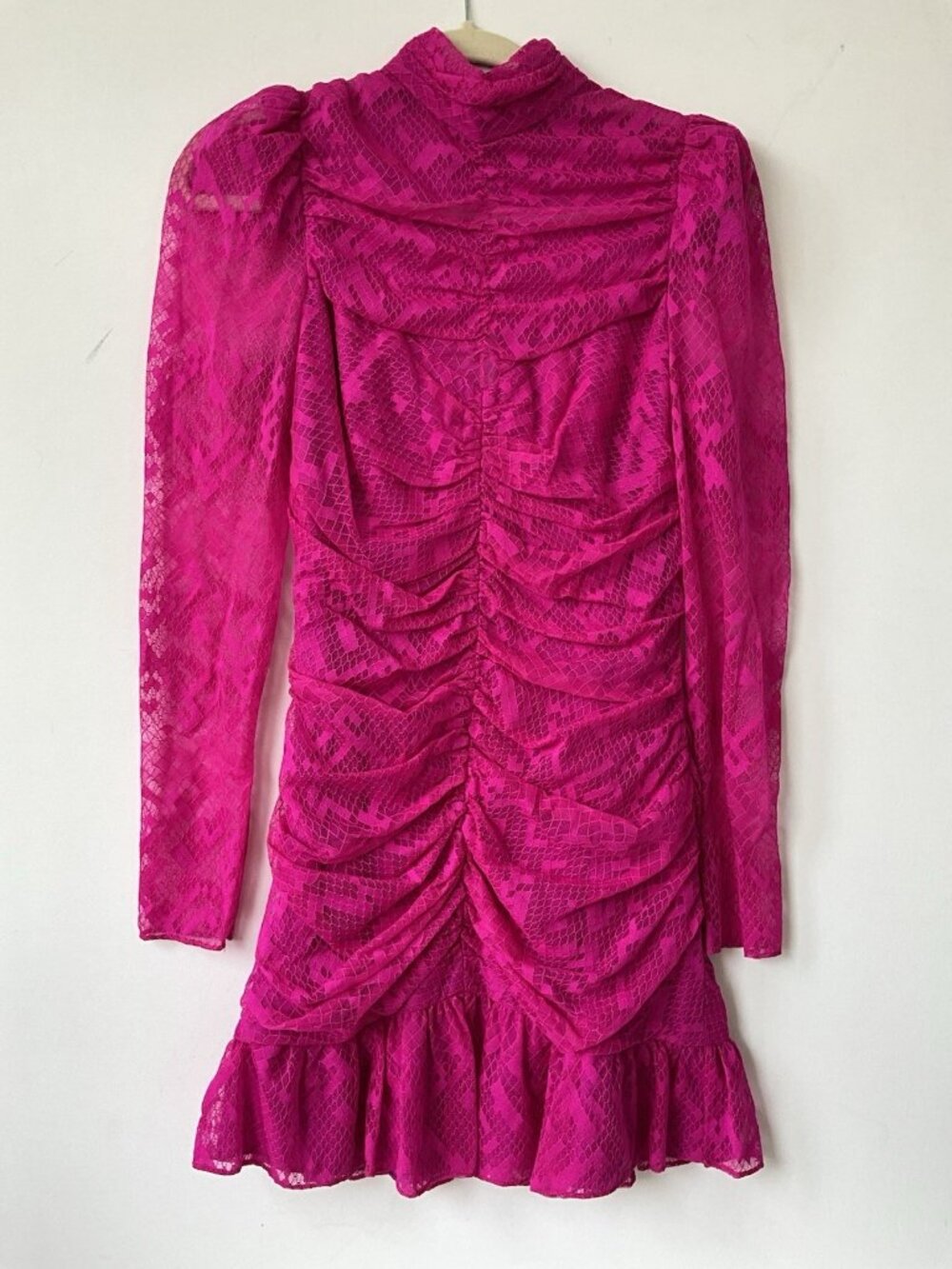 Saylor Darcy Ruched Mini Dress Pink Lace Long Sleeve Bodycon Ruffle Hem Size M - Picture 3 of 5